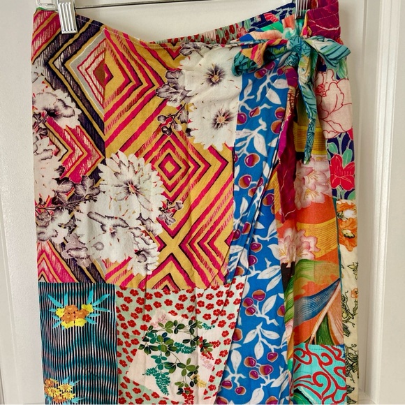 Johnny Was Boho Side Wrap Pants Size M Colorful Patchwork Floral Tropical Beach - Picture 3 of 8